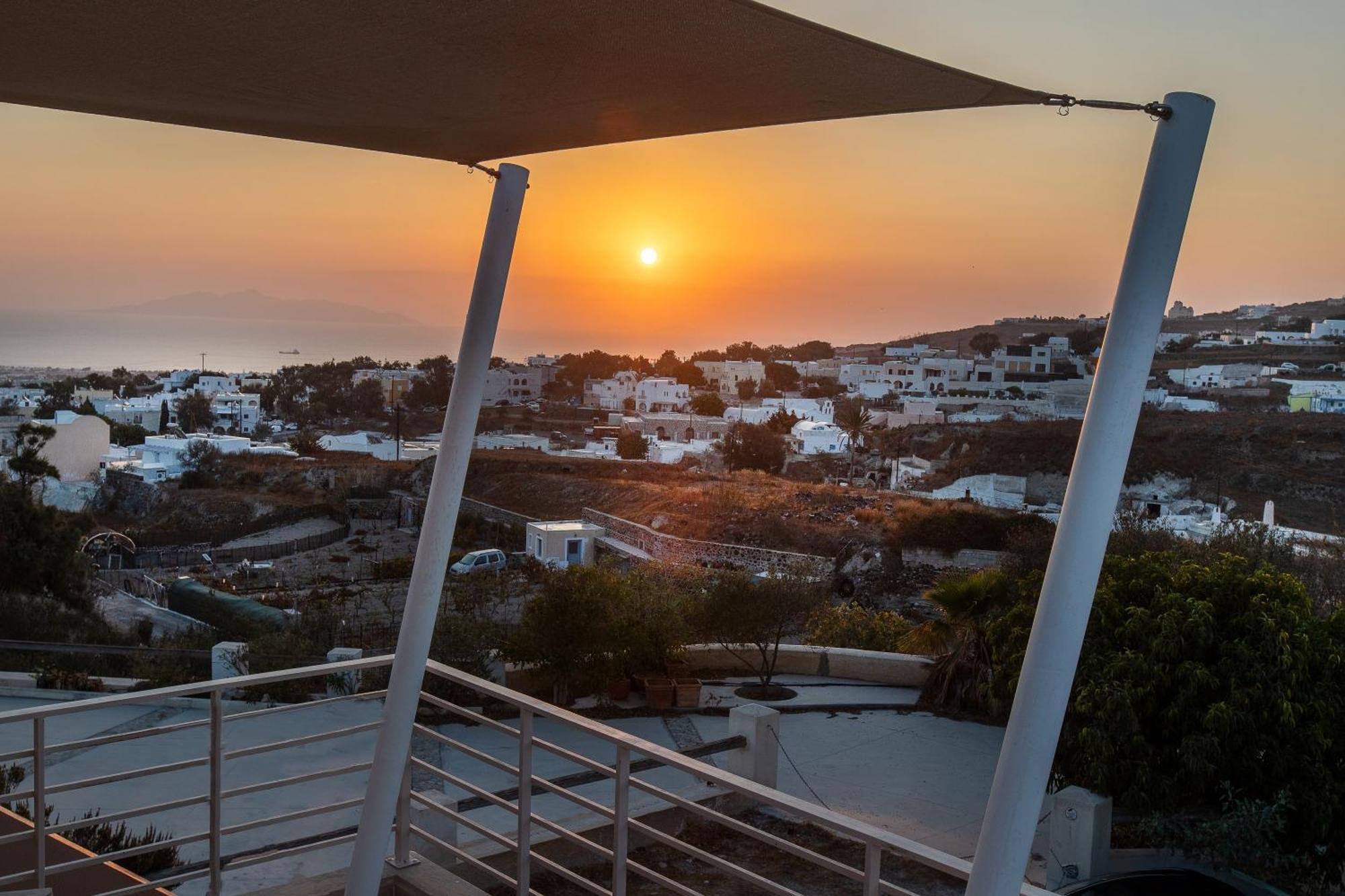 Santorini Garden Homes Mesaria Exterior foto
